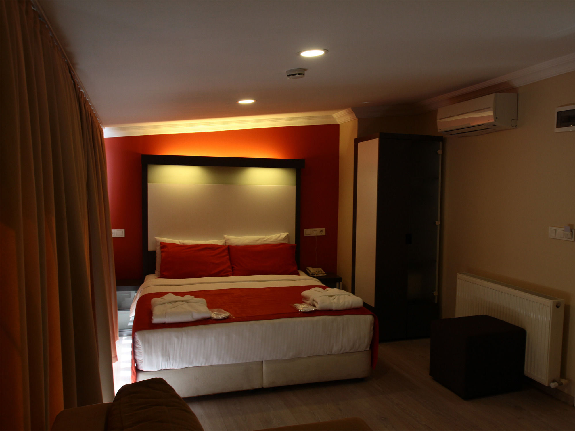 เดอะ เลเจนด์ พลาทีน สวีท Hotel อิสตันบูล ภายนอก รูปภาพ