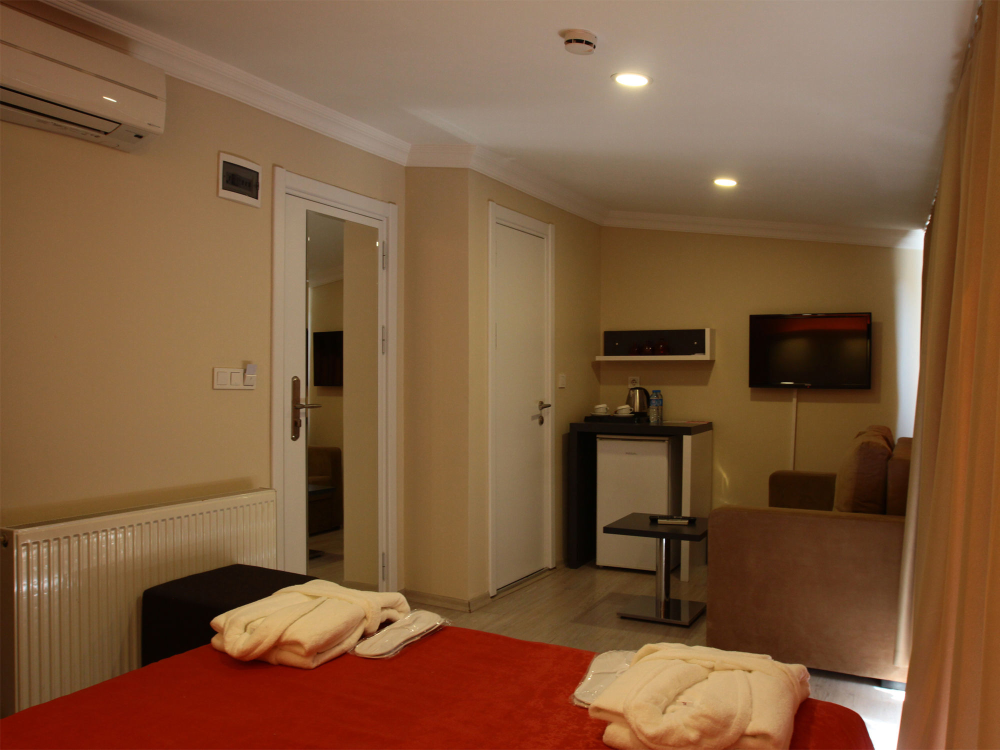 เดอะ เลเจนด์ พลาทีน สวีท Hotel อิสตันบูล ภายนอก รูปภาพ